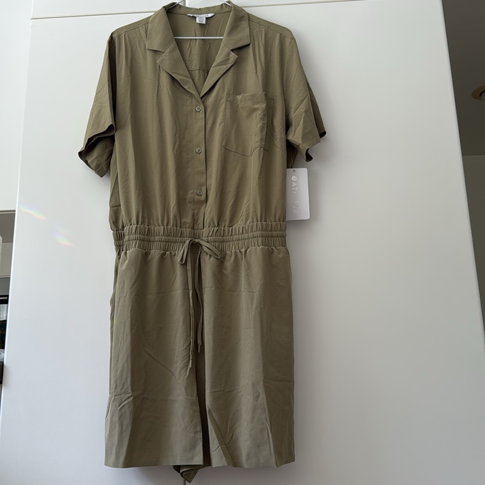 ATHLETA ‘AVENUE ROMPER’ - Picture 4 of 14